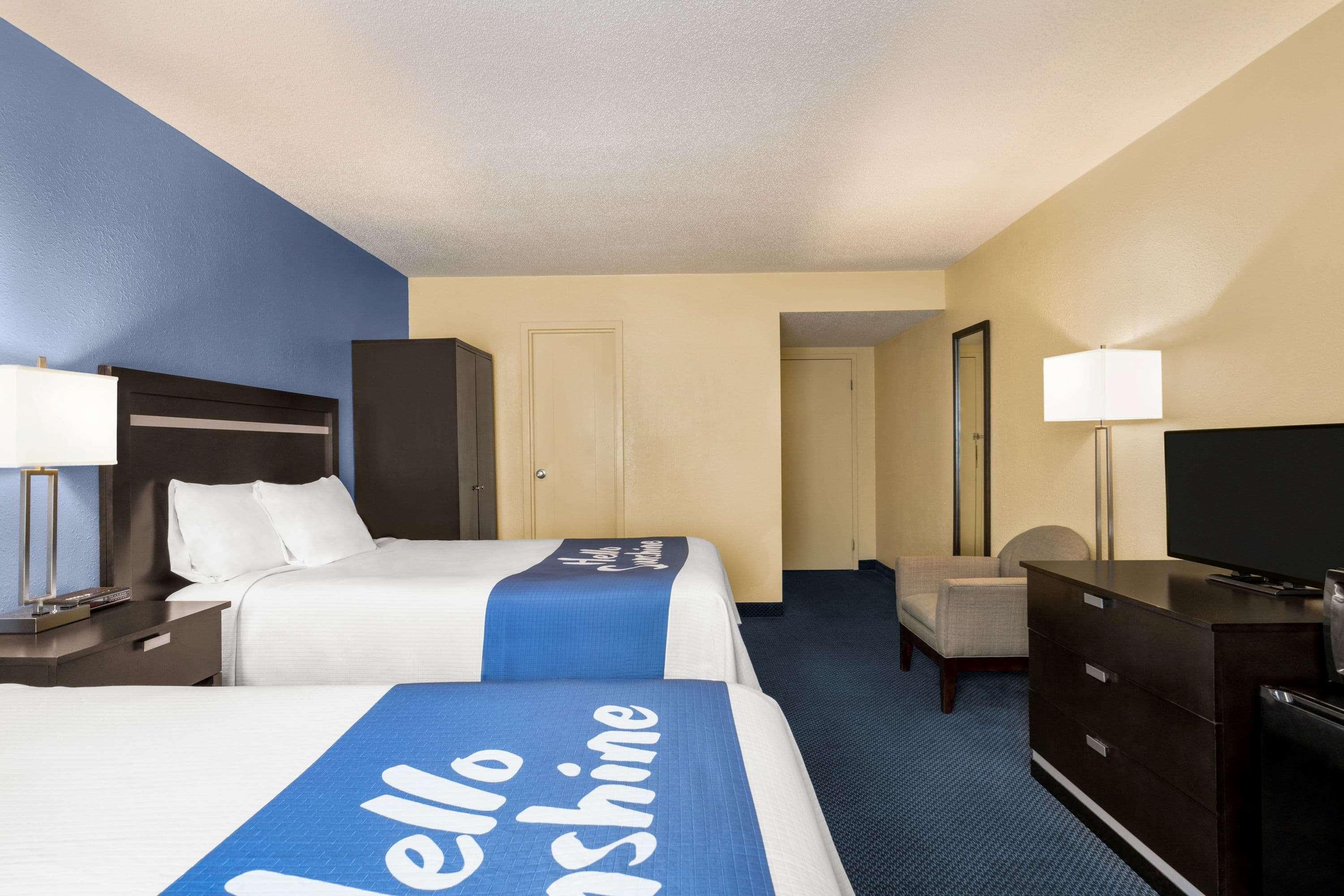 Days Inn By Wyndham Auburn/Finger Lakes Region Екстериор снимка