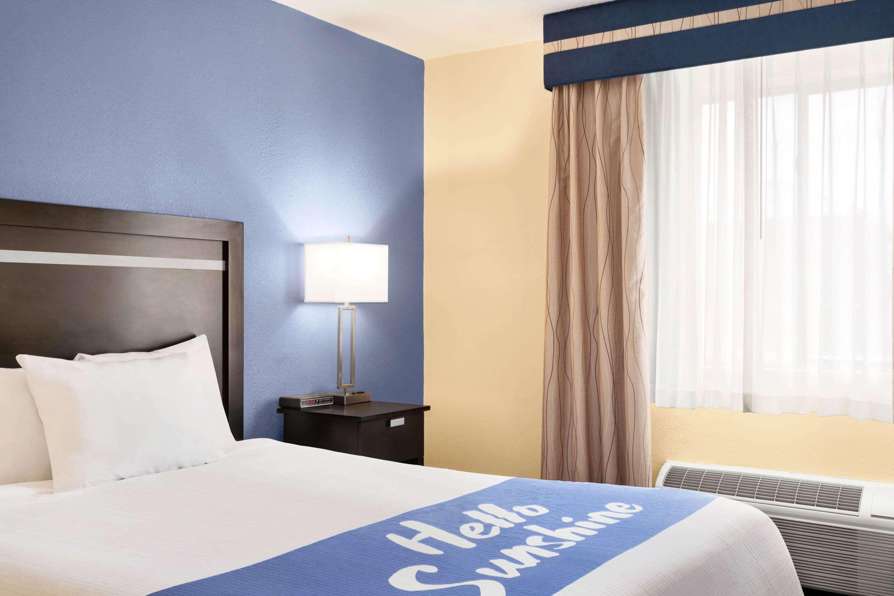 Days Inn By Wyndham Auburn/Finger Lakes Region Екстериор снимка