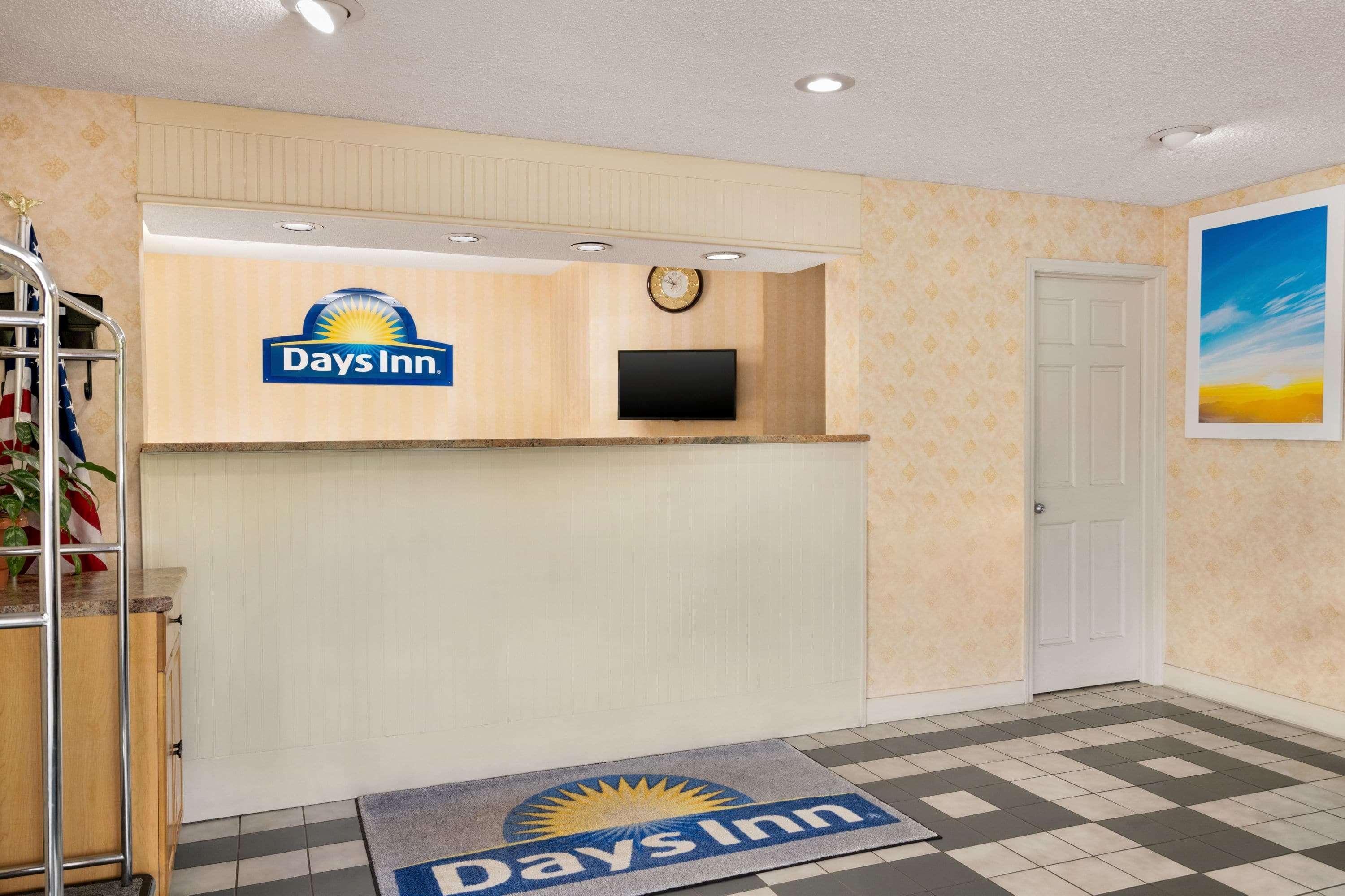 Days Inn By Wyndham Auburn/Finger Lakes Region Екстериор снимка