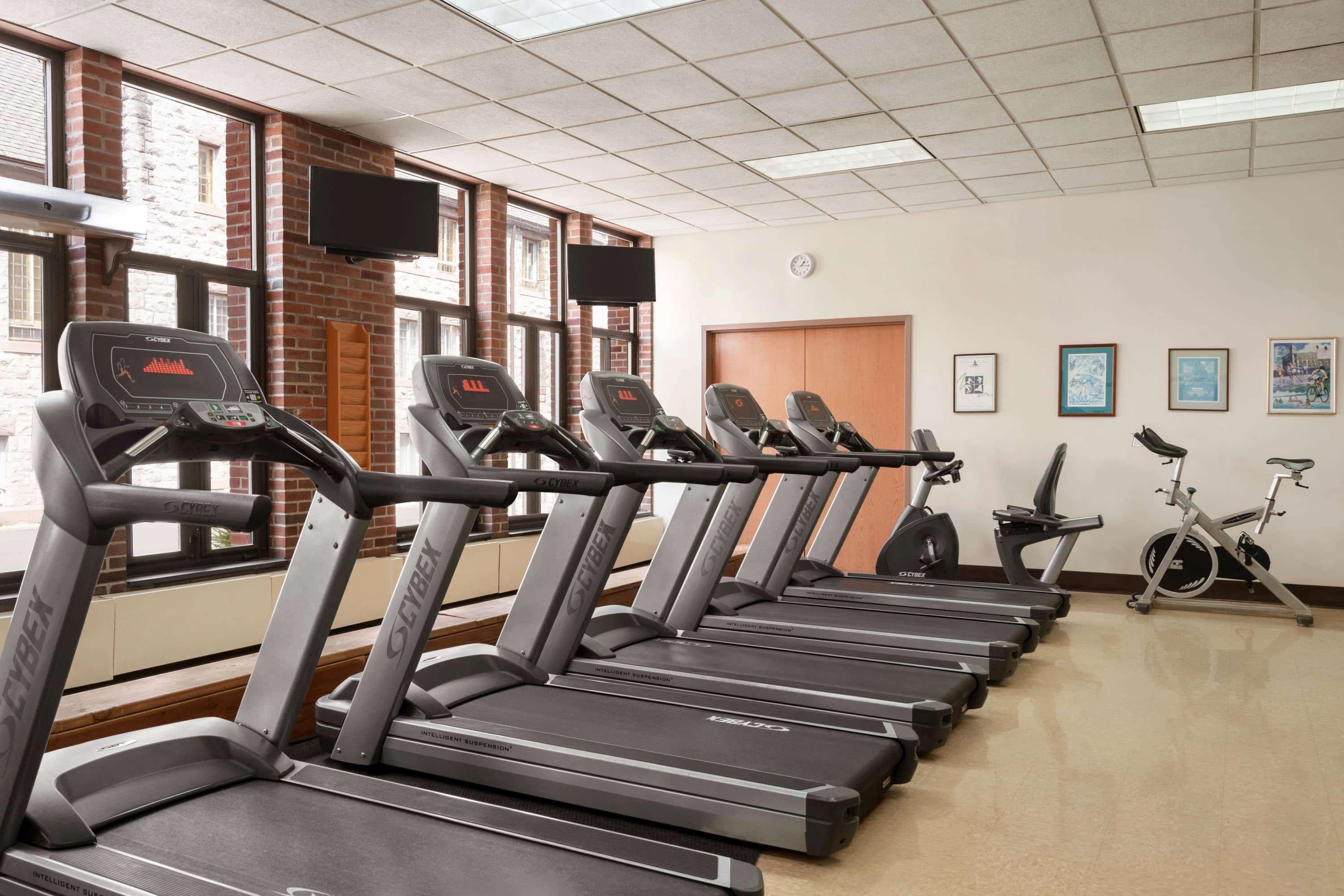 Days Inn By Wyndham Auburn/Finger Lakes Region Екстериор снимка