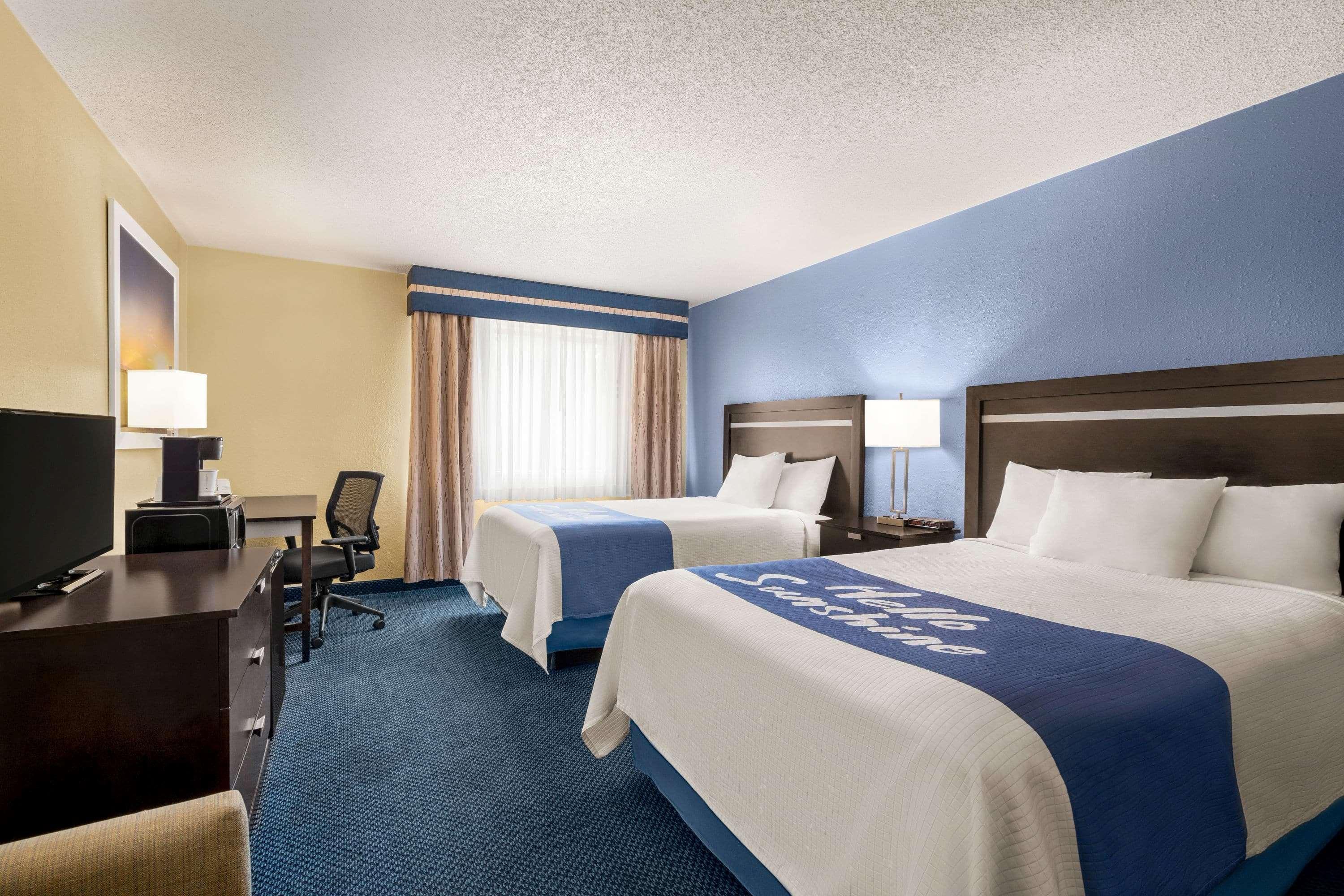 Days Inn By Wyndham Auburn/Finger Lakes Region Екстериор снимка